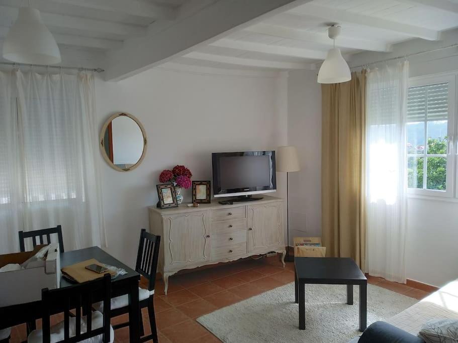 Willa A Barraca. Casa Con Jardin Y Vistas A La Ria Bueu Zewnętrze zdjęcie